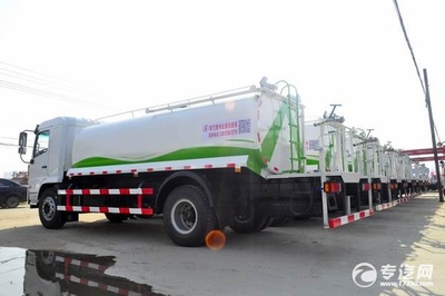 洒水车与消防车不锈钢罐体在设计与功能上的差异